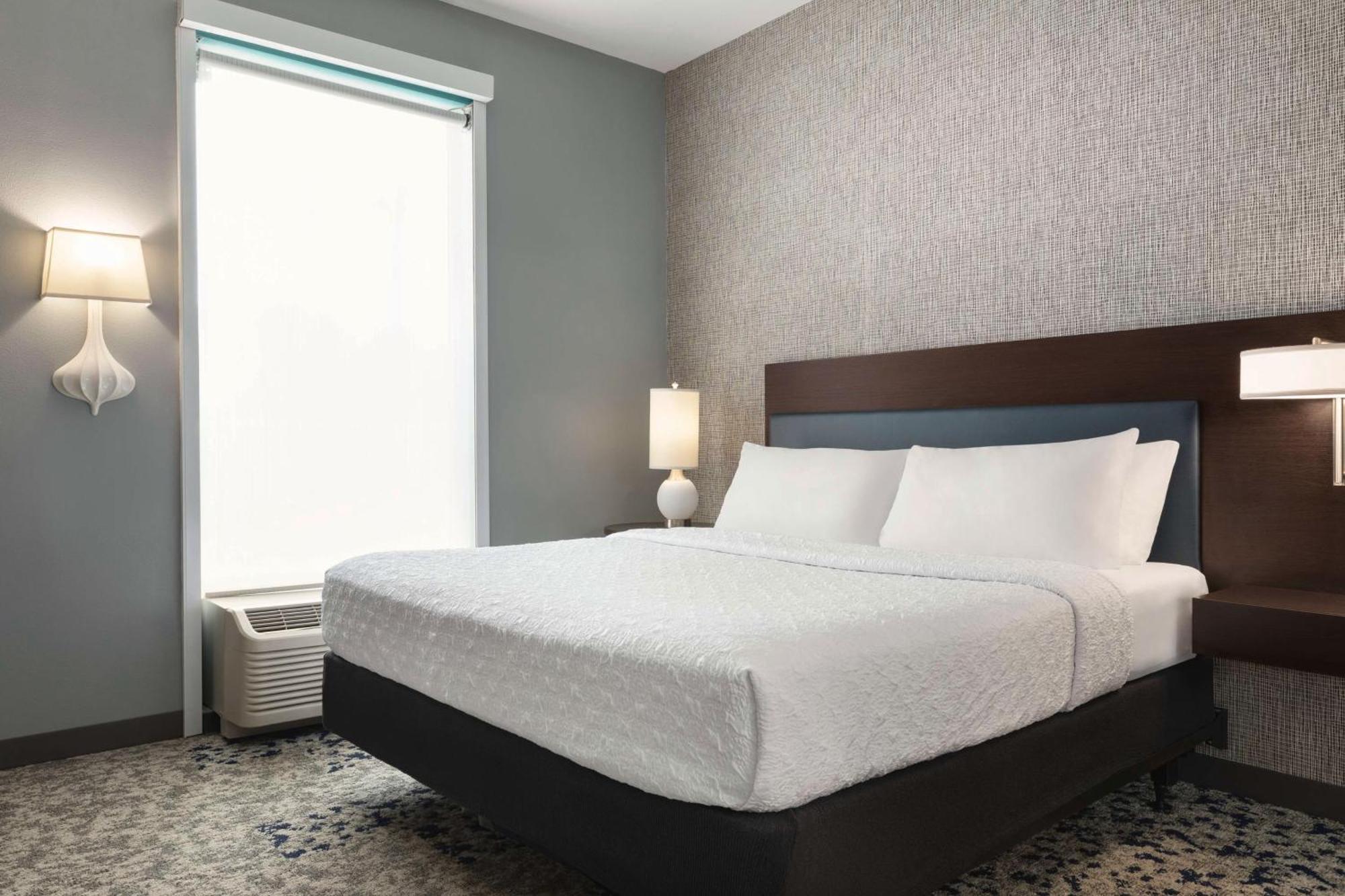 Home2Suites By Hilton Florence Eksteriør billede